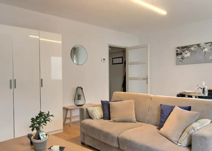 Appartement Hyper Centre Avec Garage Prive